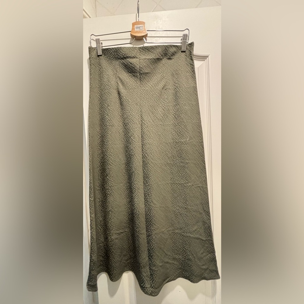 NWT LOFT Elegant Olive Green Skirt